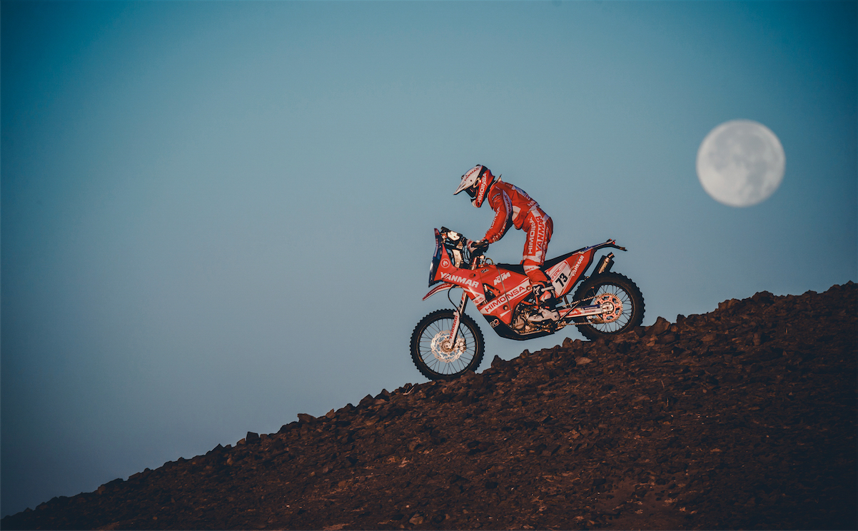 EL HIMOINSA TEAM APUNTA ALTO DAKAR 2018 Gerard Farrés, Iván Cervantes, Dani Oliveras, Rosa Romero y Marc Solà. tercer puesto de Farrés en la edición 2017. Miguel Puertas, Team Manager del equipo comenta las cifras del HIMOINSA KTM 450 Enduro Rosa Romero DAKAR 2018