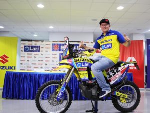 Suzuki presentó a su piloto Roberto Vecco para el Dakar 2018