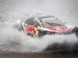 Al-Attiyah ganó la etapa, Nikolaev recuperó la cima y Sainz lidera