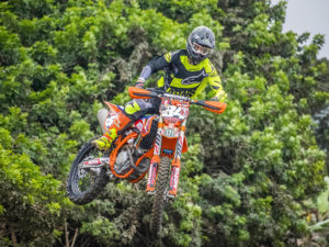 Ian Salazar triunfa en la quinta fecha del Campeonato Nacional de Supercross