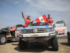 Dupla Ferrand termina su noveno Dakar dentro del top 30 en la carrera más extrema del mundo