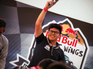 Peruano gana el Red Bull Desert Wings University Challenge