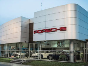 Porsche Center Lima reabre sus puertas con estrictos protocolos de bioseguridad