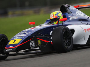 Matías Zagazeta debutará el 01 de agosto en la F4 británica