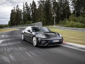 El nuevo Panamera logra récord de vuelta en Nürburgring