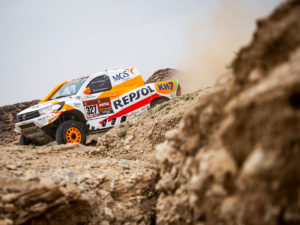 Zarpazo de Isidre Esteve en la quinta etapa del Dakar