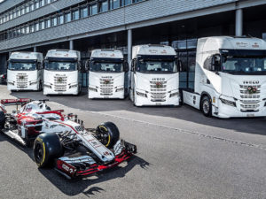 Los camiones IVECO se incorporan a la flota del equipo Alfa Romeo Racing ORLEN