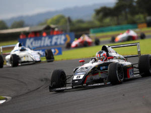 Matias Zagazeta llega a Silverstone como líder de la F4 británica