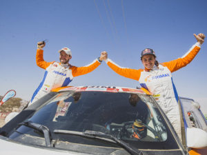 Laia Sanz completa un brillante debut en coches con su 12º Dakar terminado