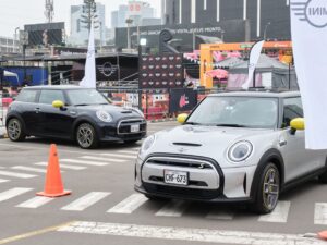 MINI celebra 64 años comprometida con el desarrollo de la movilidad eléctrica