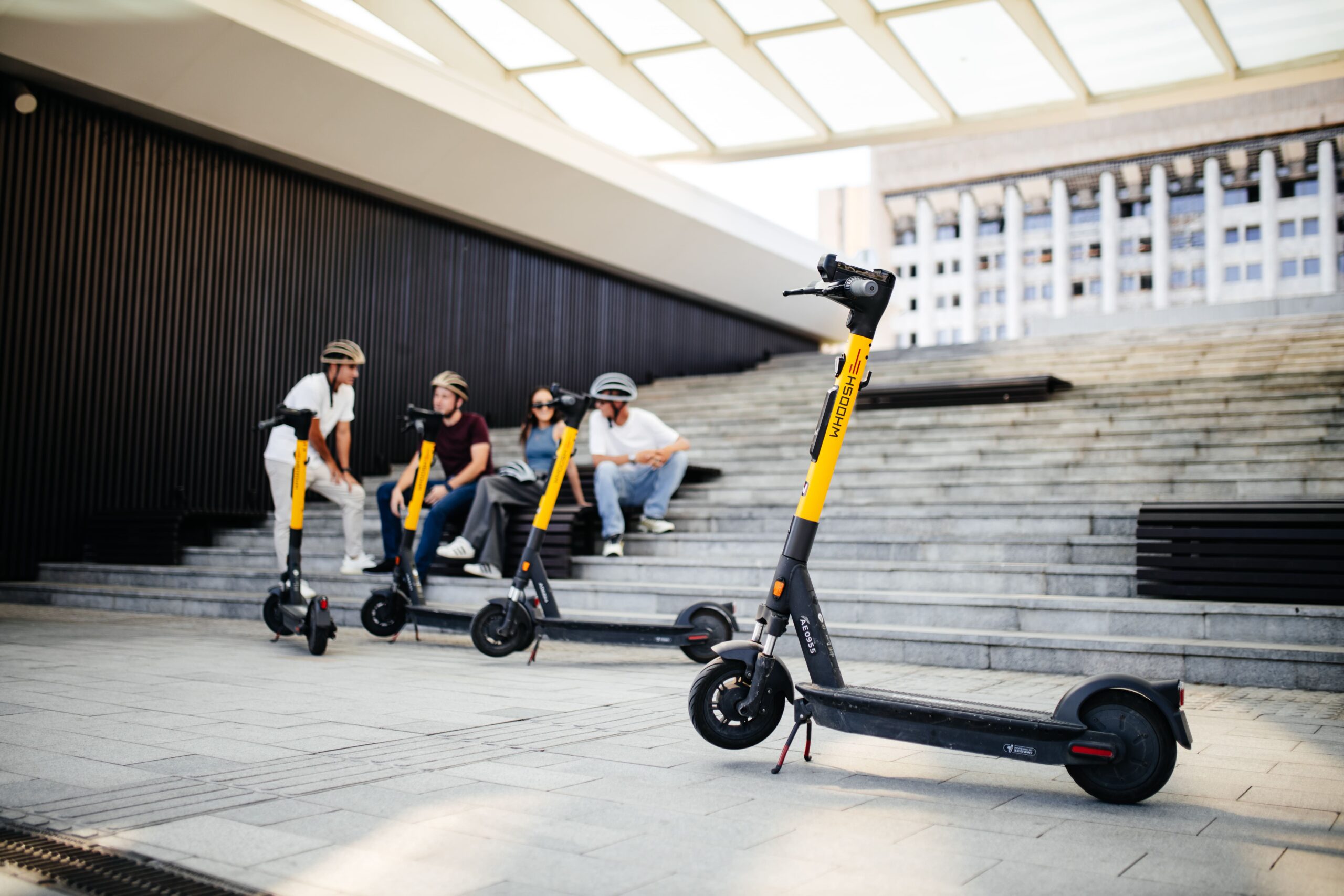 Magdalena del Mar se une a la ola de micromovilidad al apostar por los scooters eléctricos de Whoosh