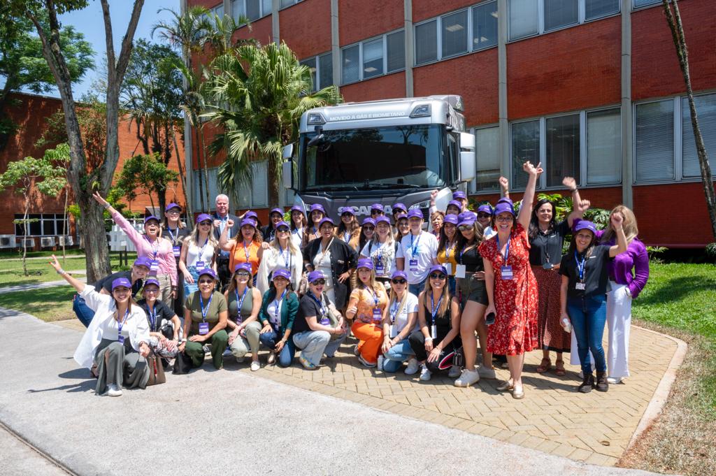 Scania líder en temas de diversidad e inclusión, impulsa Queen of the Road