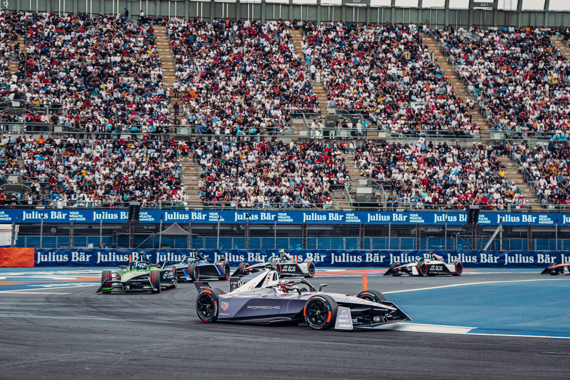 Victoria en México para el equipo TAG Heuer Porsche en el arranque de la Fórmula E