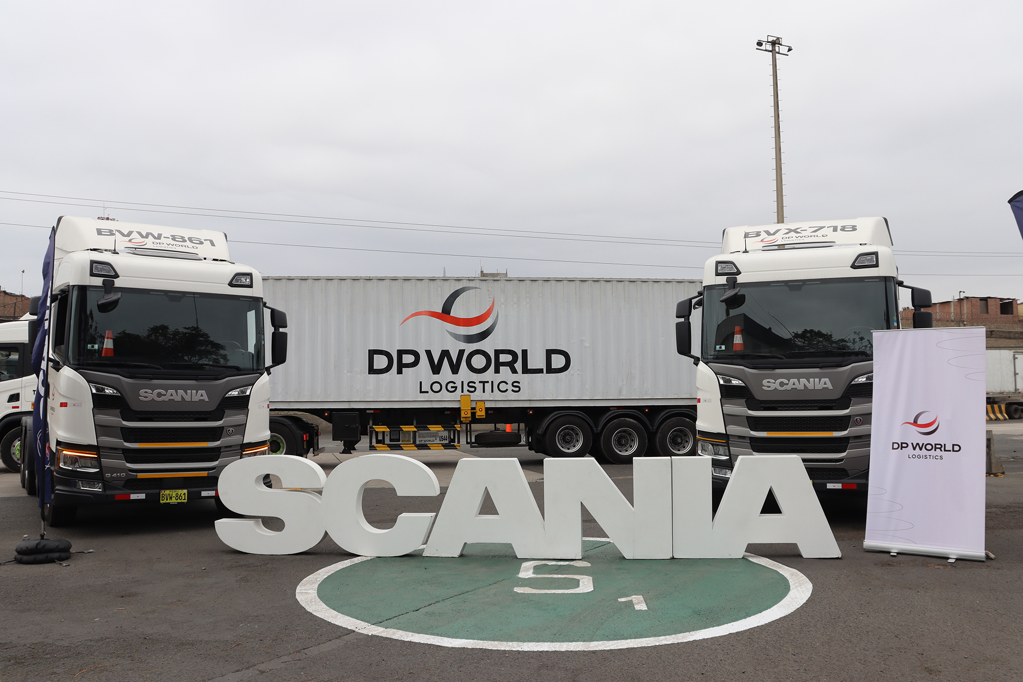 Scania y DP World marcan un hito sustentable en el transporte pesado con entrega de flota de camiones a GNV