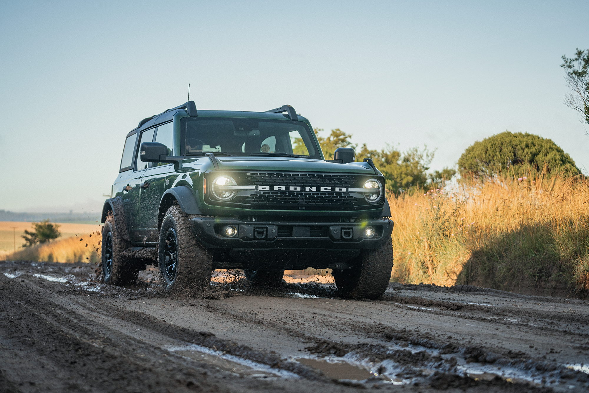 El ícono de Ford llega a Perú: la nueva generación de Bronco® se estrena en su versión más potente