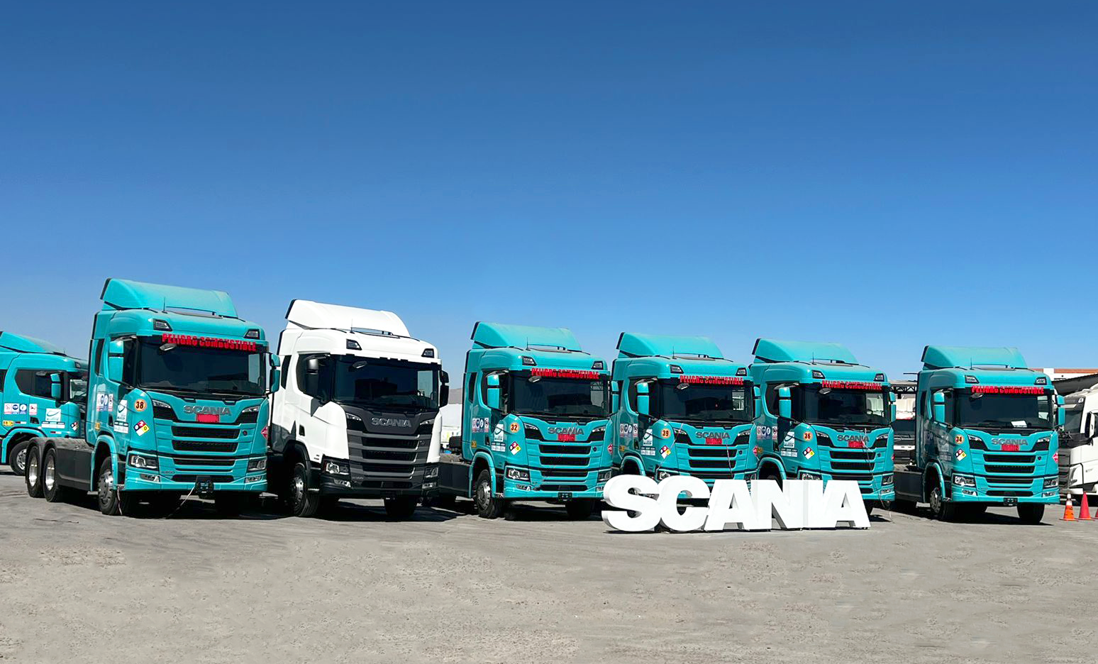 Scania sigue conquistando el mercado en el sur del Perú: Entrega 31 unidades para transporte de combustible