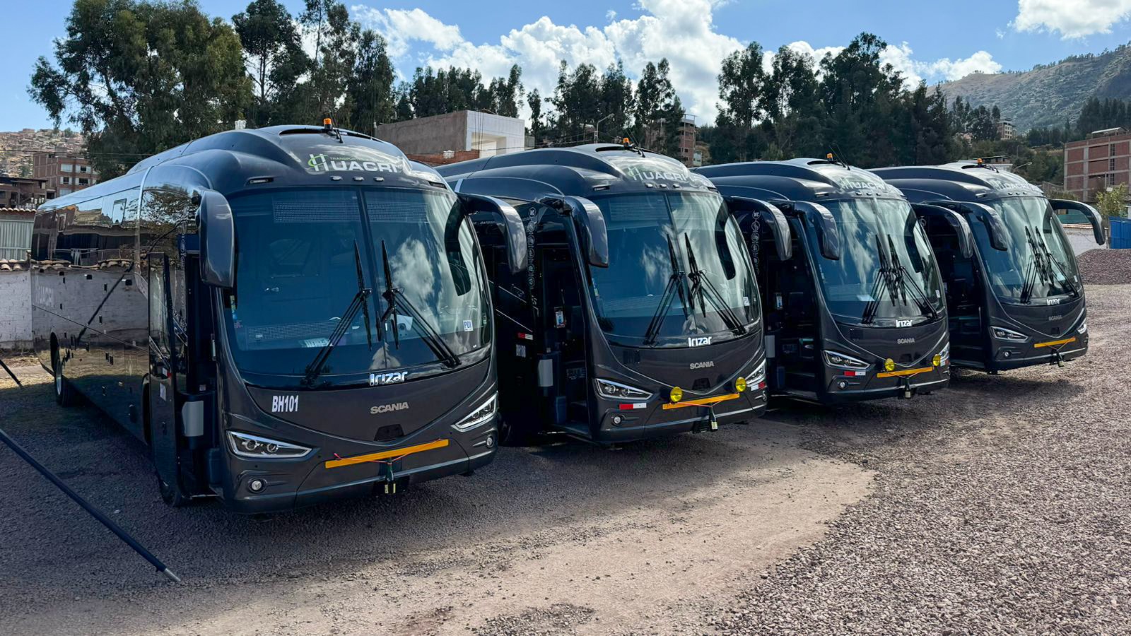 Scania continua su liderazgo en el sur con entrega de flota de buses para el corredor minero