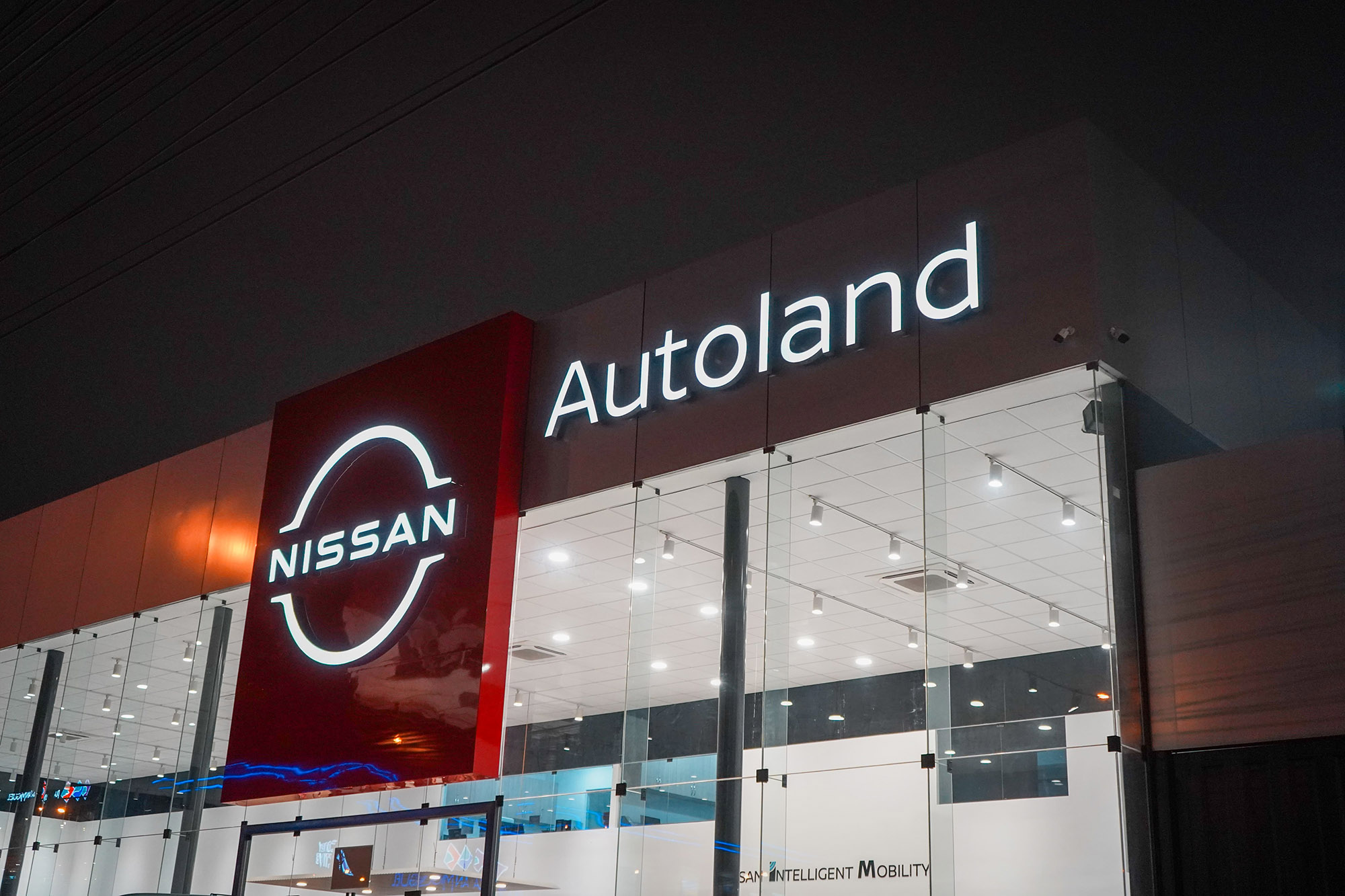 Autoland recibe el premio a mejor concesionario Nissan del Perú