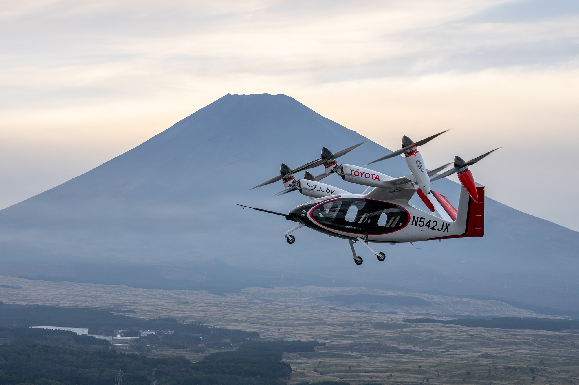 Joby Aviation y Toyota aceleran esfuerzos para hacer realizad la movilidad aérea