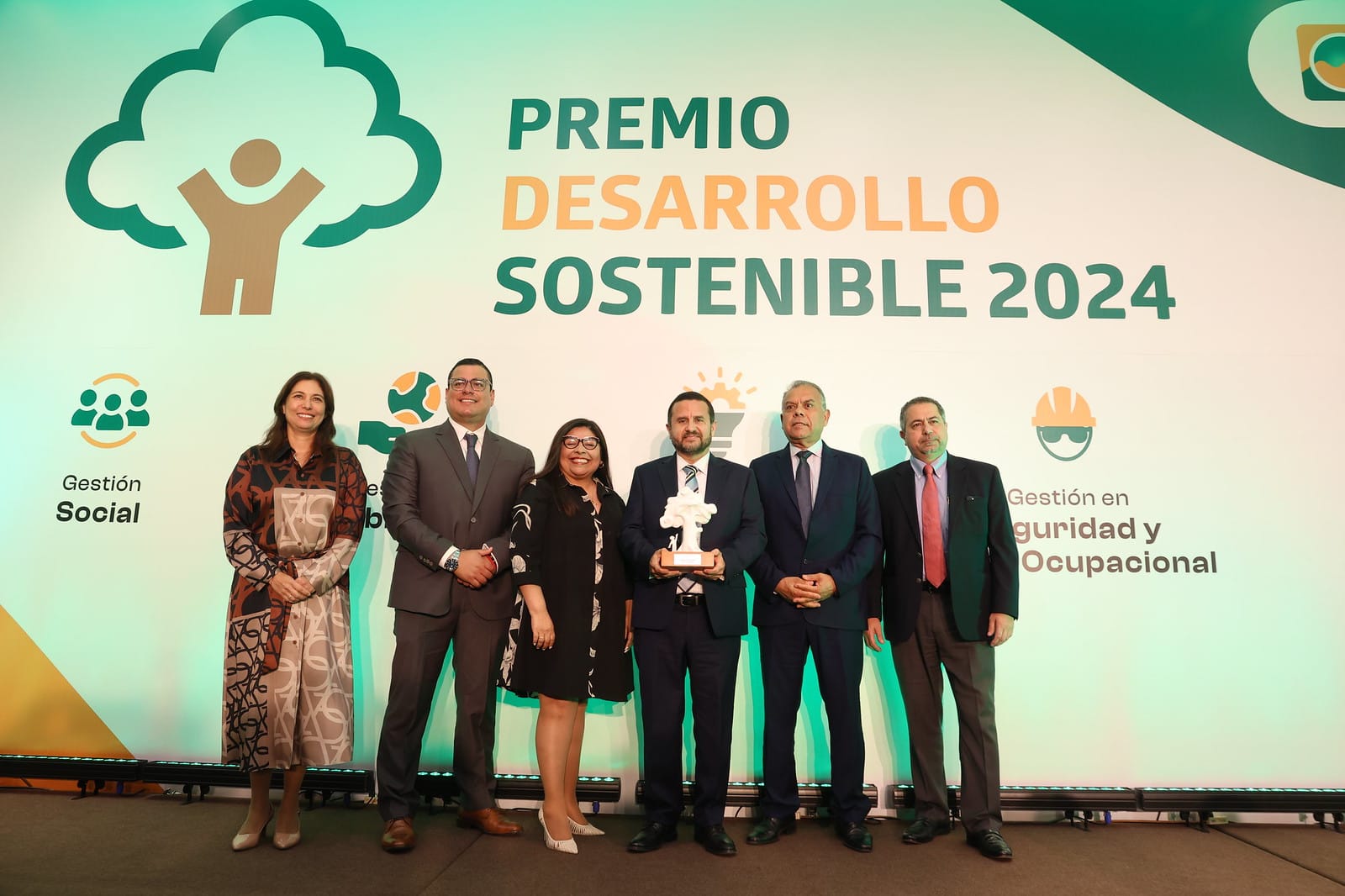 Komatsu-Mitsui gana el Premio Desarrollo Sostenible 2024 con su innovador proyecto de drones ‘Inspección Automatizada de Tolvas’